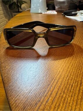Gucci Olive Green Rectangular Sunglasses with Dark Lenses
